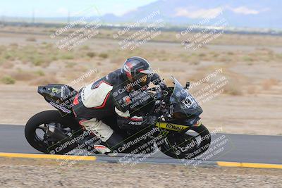 media/Sep-11-2022-SoCal Trackdays (Sun) [[81b7e951af]]/Turn 9 Inside (910am)/